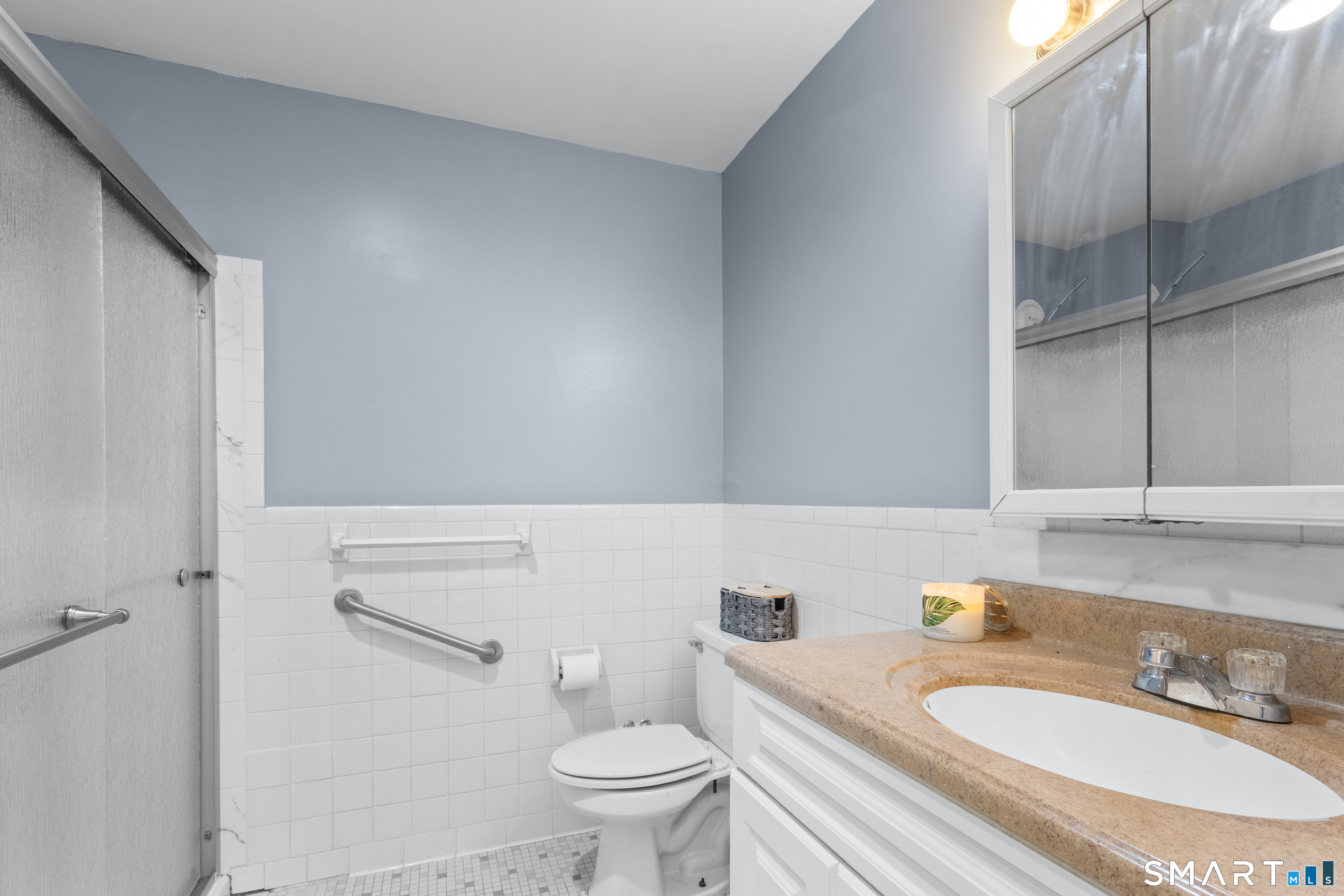 153 Bull Hill Lane West Haven CT 06516