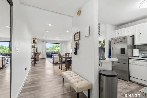 153 Bull Hill Lane West Haven CT 06516