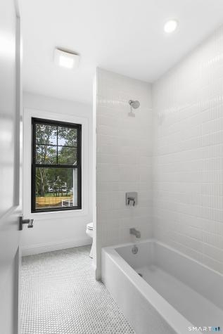 85 Oronoque Hills Road Stratford CT 06614