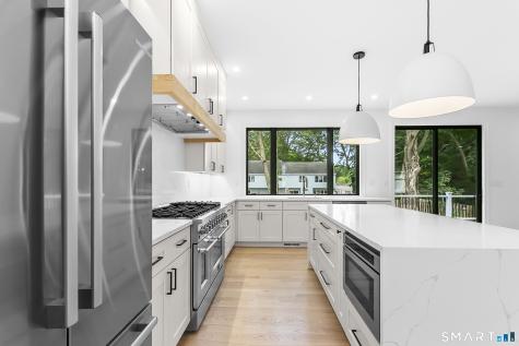 85 Oronoque Hills Road Stratford CT 06614