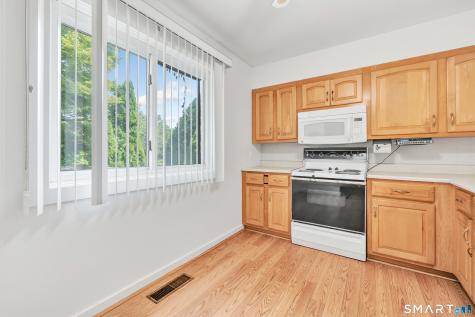 621 Onondaga Lane Stratford CT 06614