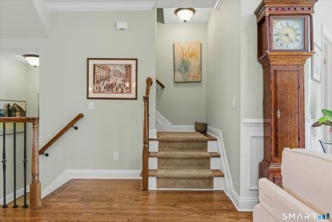 71 Warrington Round Danbury CT 06810