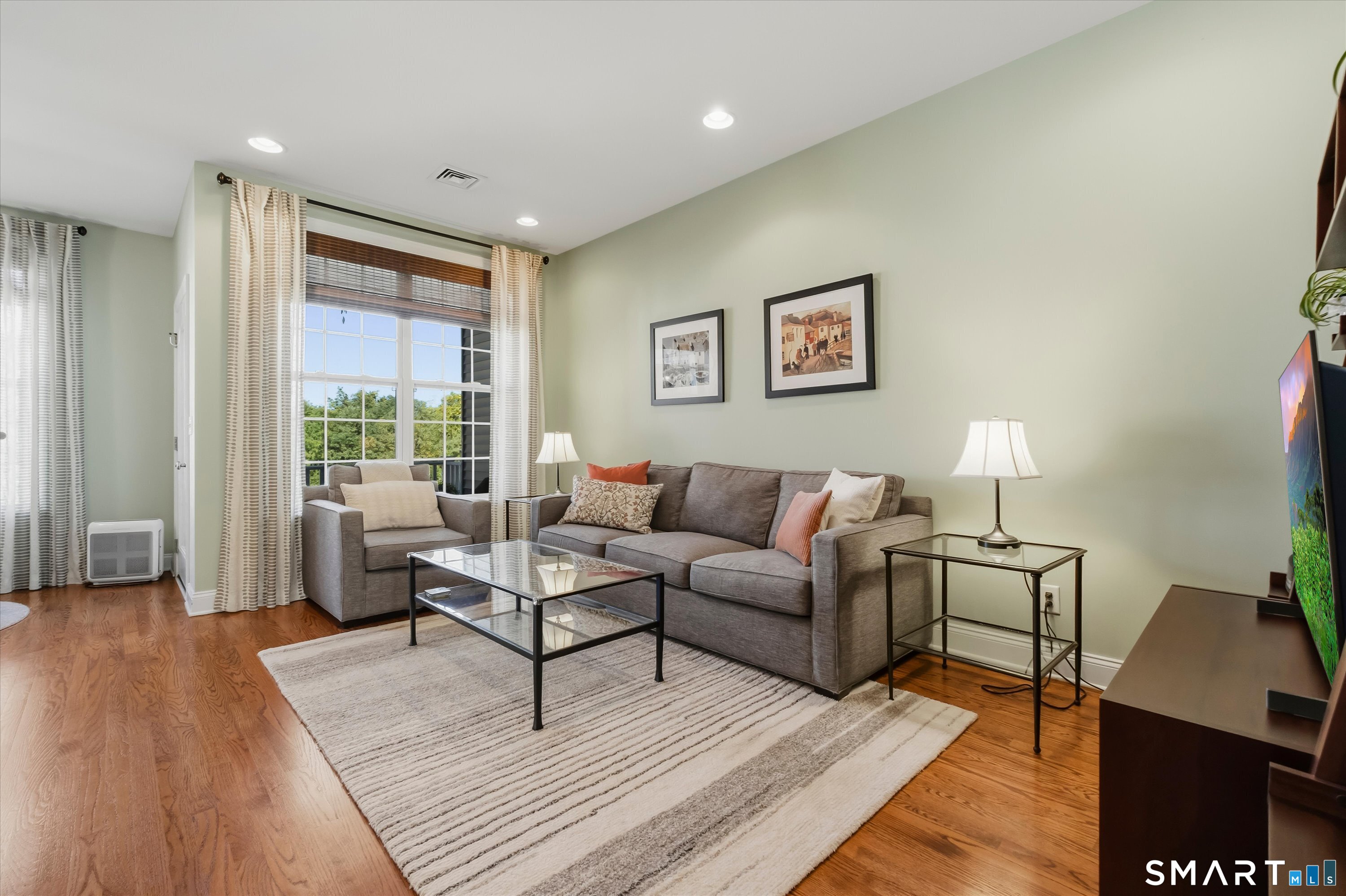 71 Warrington Round Danbury CT 06810