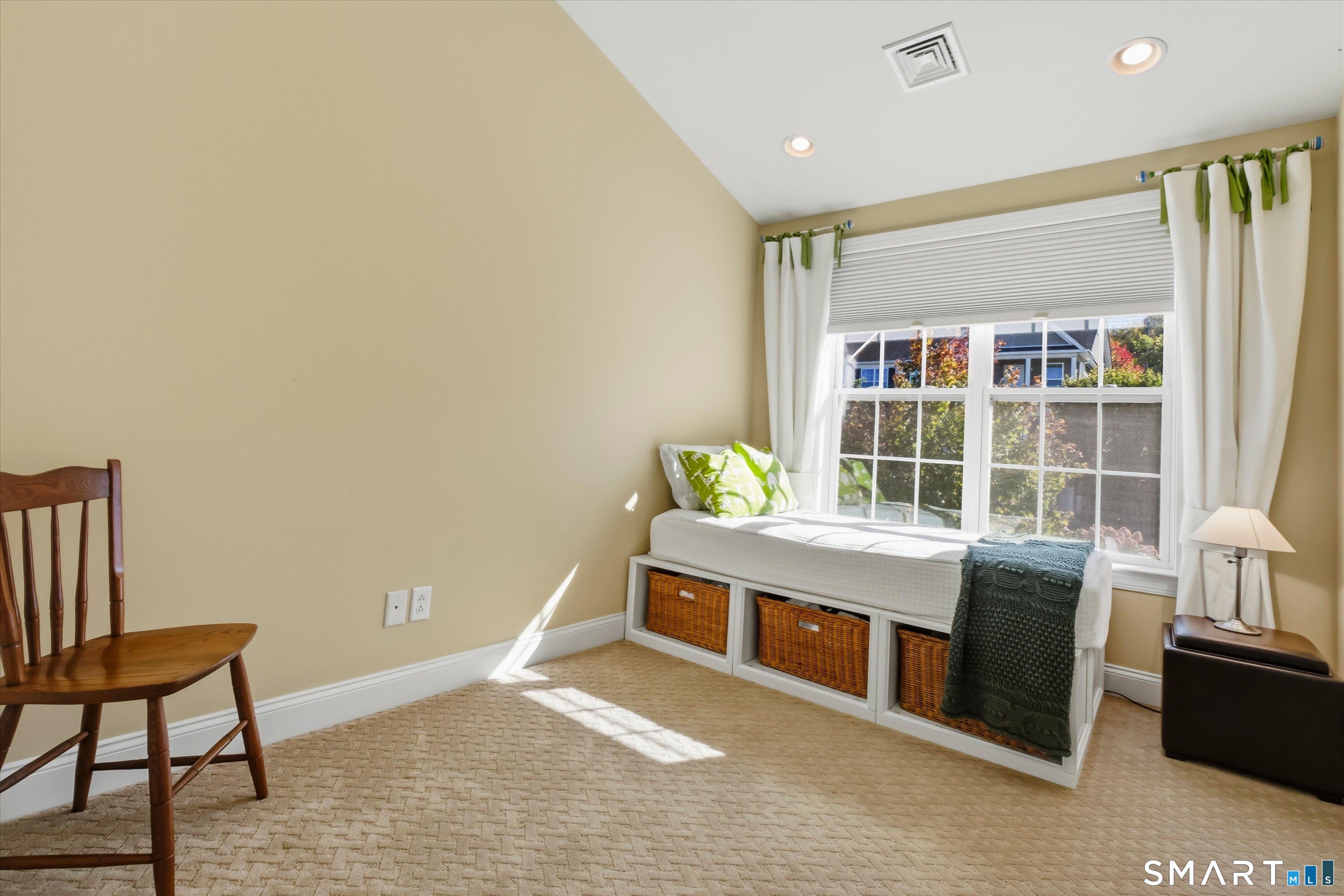 71 Warrington Round Danbury CT 06810