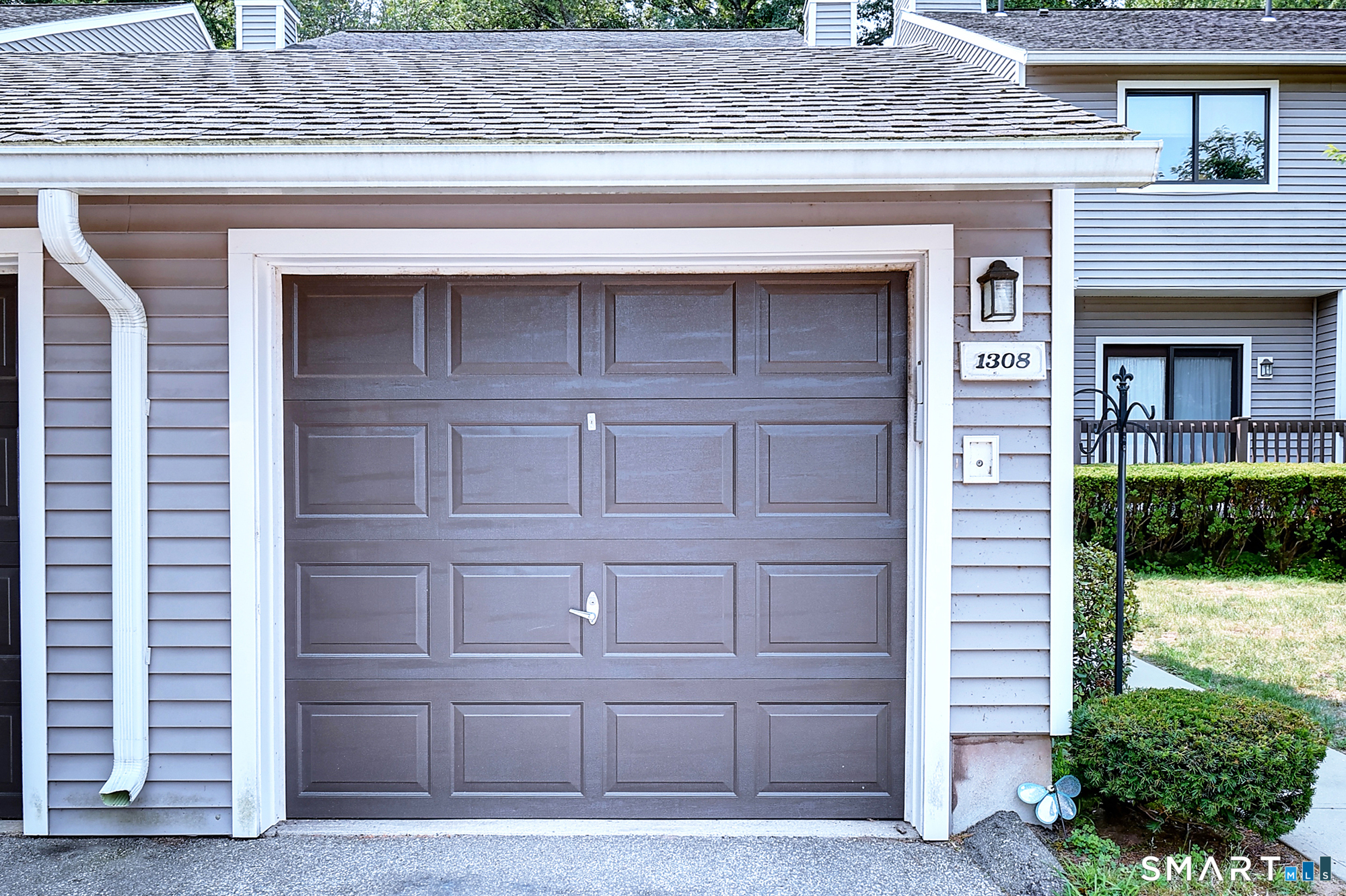 1308 Mill Pond Drive South Windsor CT 06074