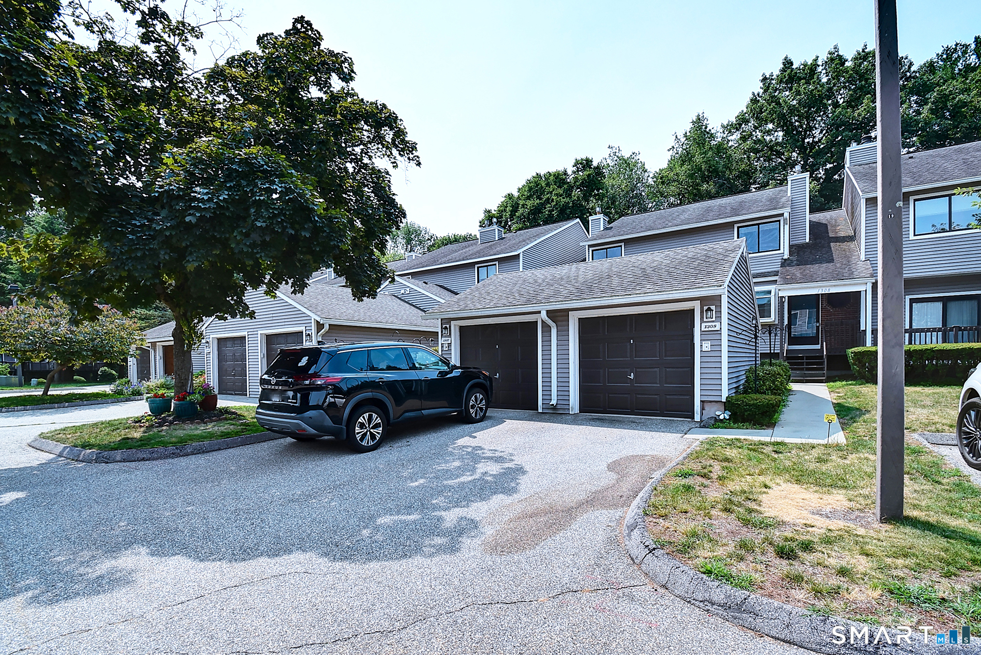 1308 Mill Pond Drive South Windsor CT 06074