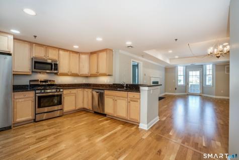 25 Cassandra Boulevard West Hartford CT 06107