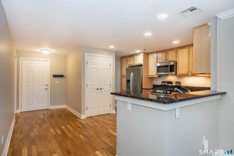 25 Cassandra Boulevard West Hartford CT 06107
