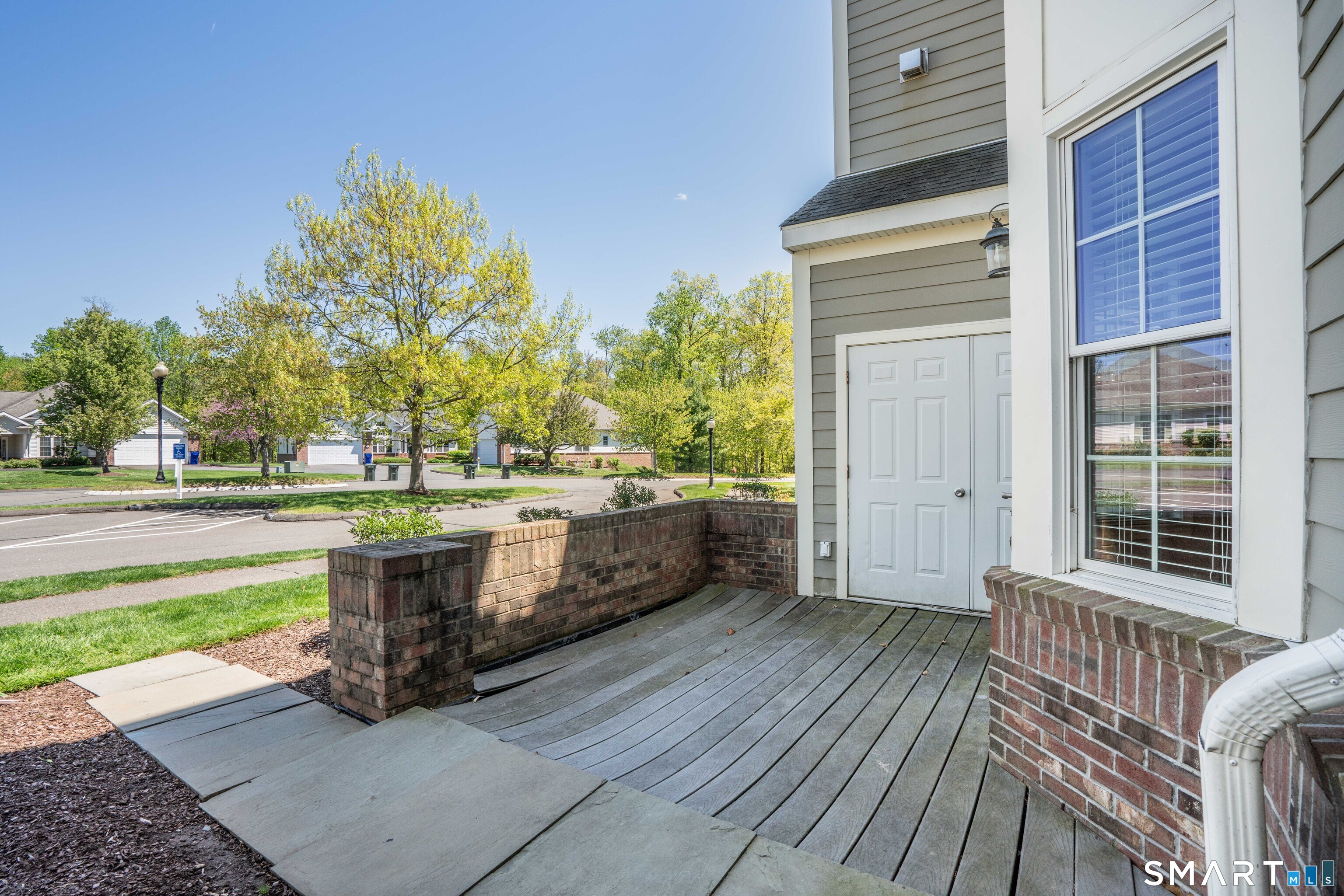 25 Cassandra Boulevard West Hartford CT 06107