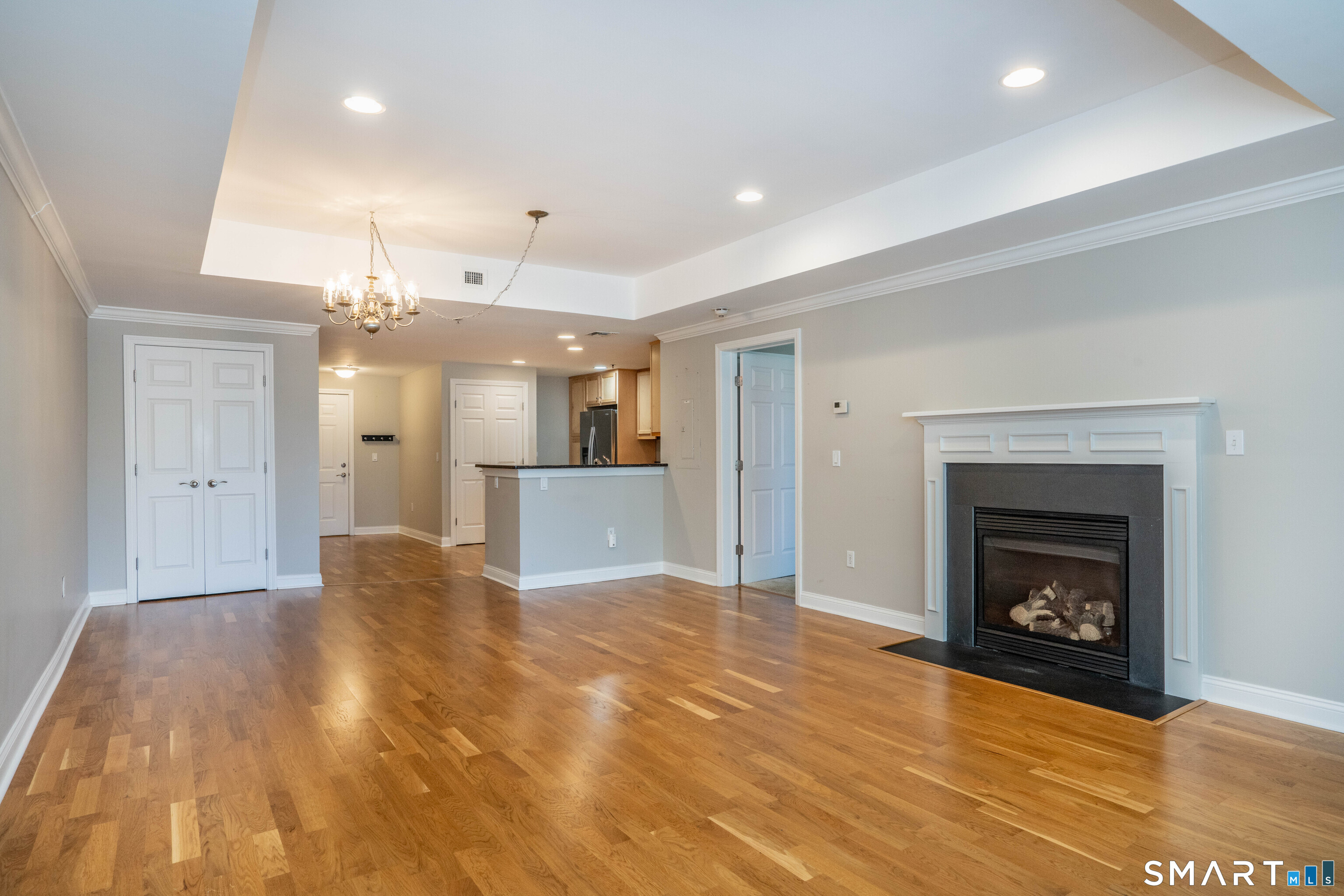 25 Cassandra Boulevard West Hartford CT 06107