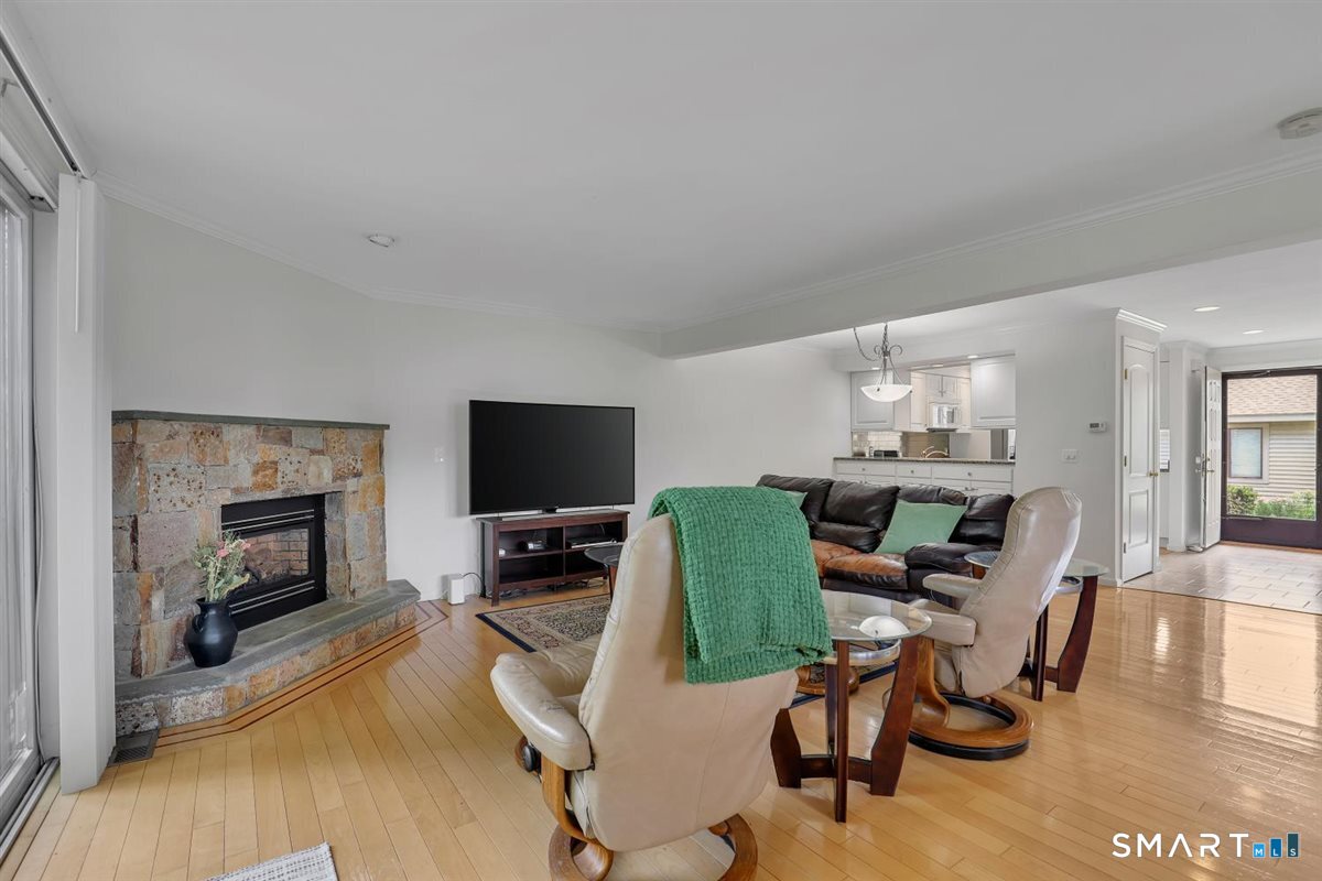15 Greenview Drive Rocky Hill CT 06067