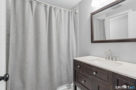 182 Rising Trail Drive Middletown CT 06457