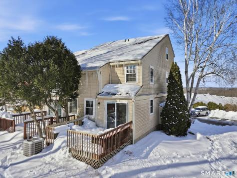 182 Rising Trail Drive Middletown CT 06457