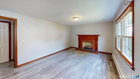 102 Wetherell Street Manchester CT 06040
