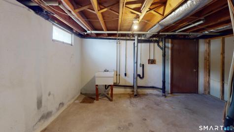 102 Wetherell Street Manchester CT 06040