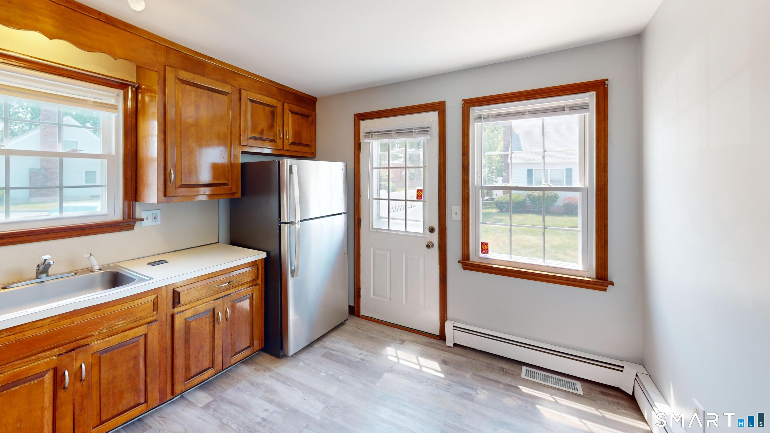 102 Wetherell Street Manchester CT 06040