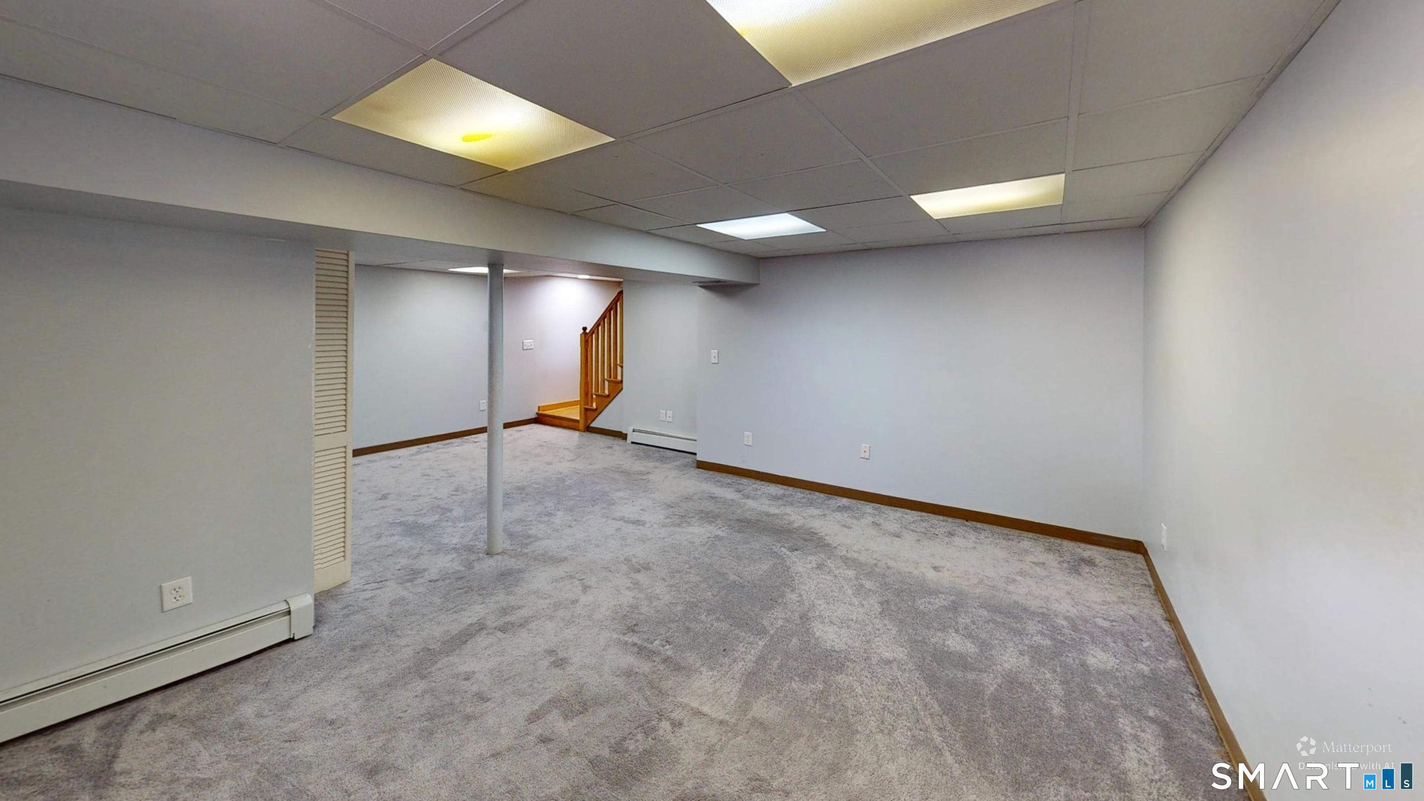 102 Wetherell Street Manchester CT 06040