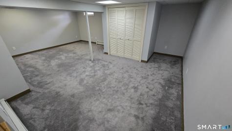 102 Wetherell Street Manchester CT 06040
