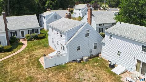 102 Wetherell Street Manchester CT 06040