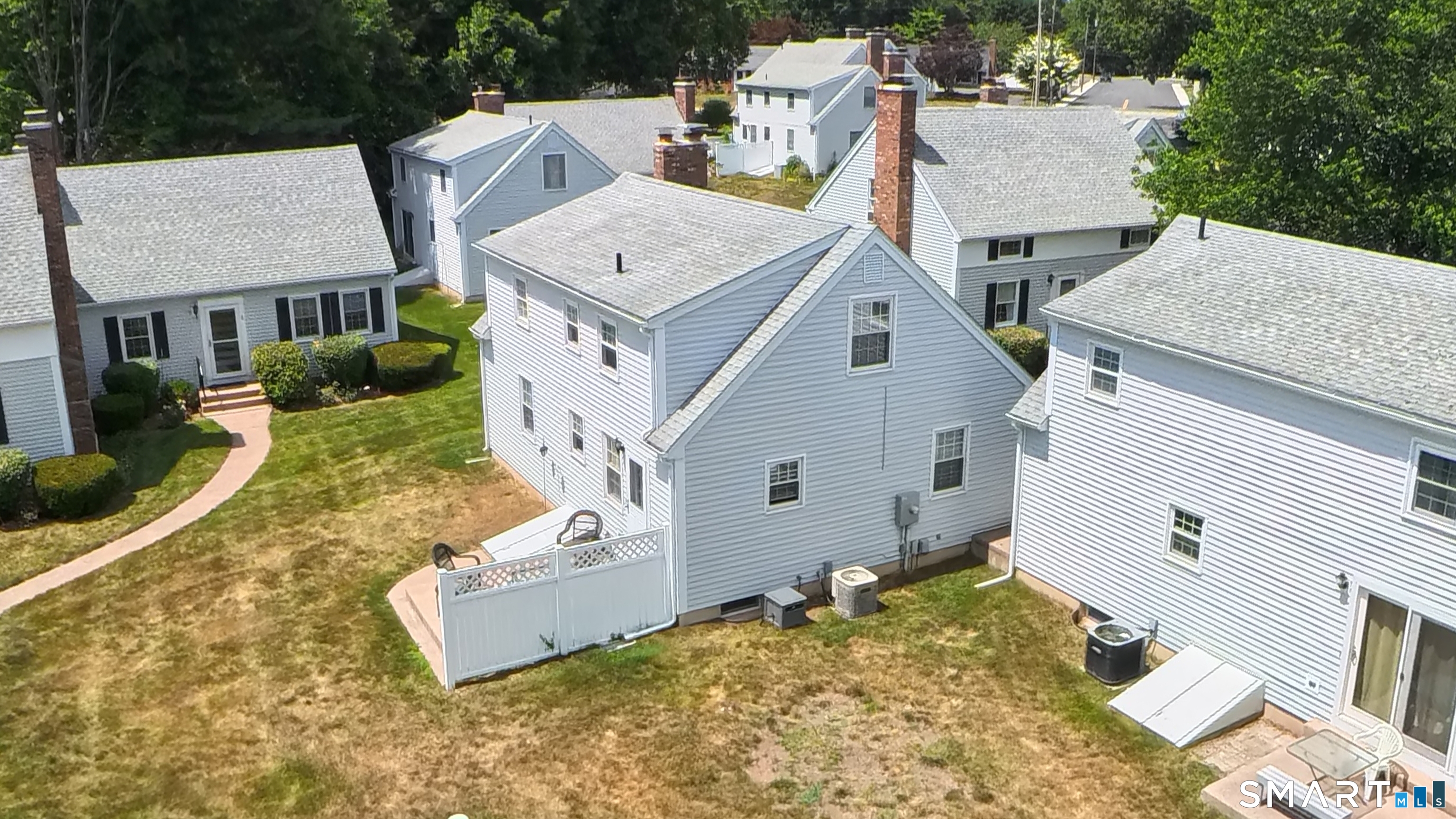 102 Wetherell Street Manchester CT 06040