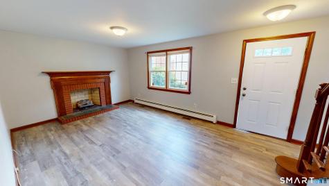 102 Wetherell Street Manchester CT 06040