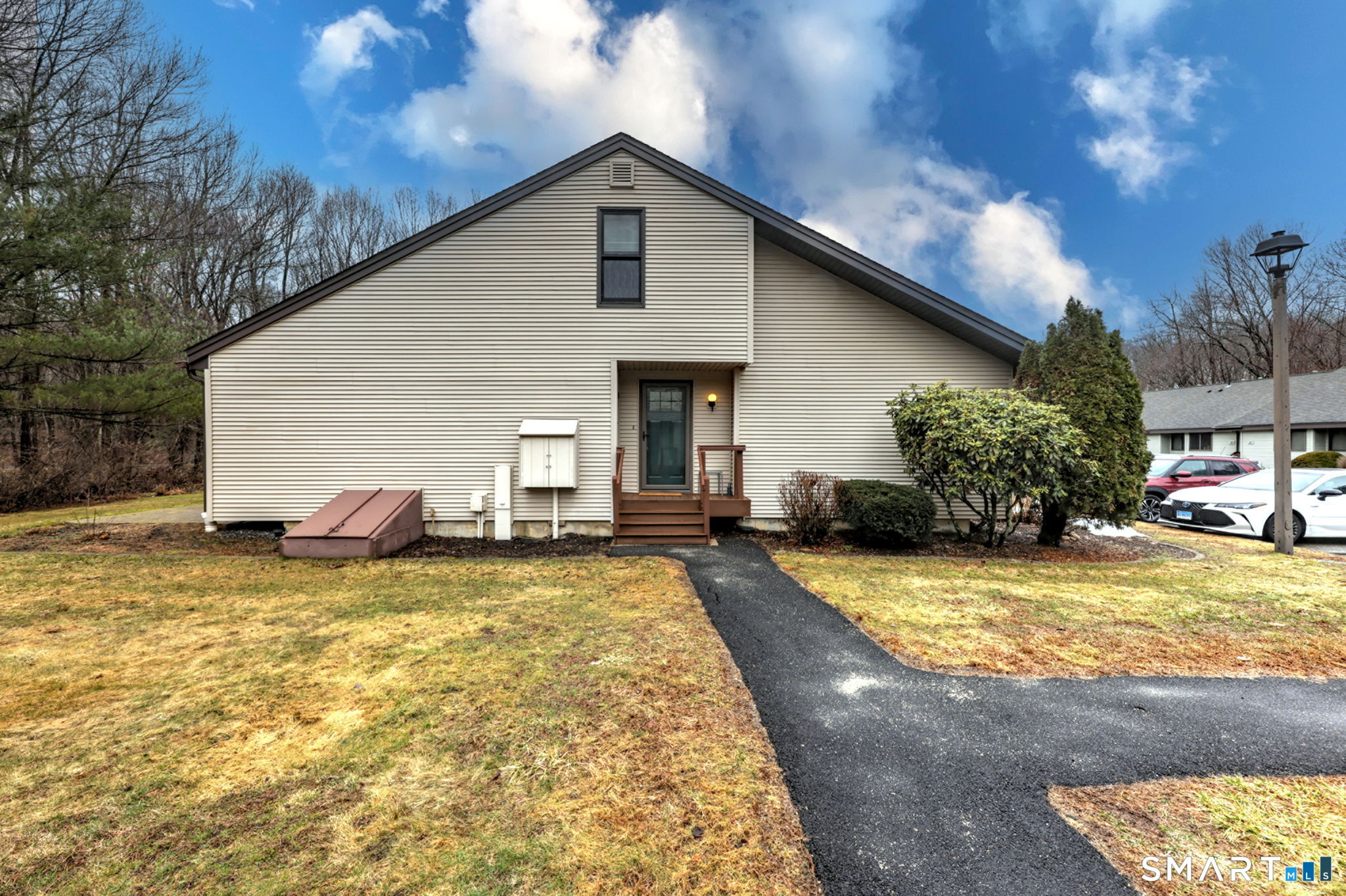 55 Dowd Avenue Canton CT 06019