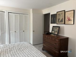 21 East Gate Lane Hamden CT 06514