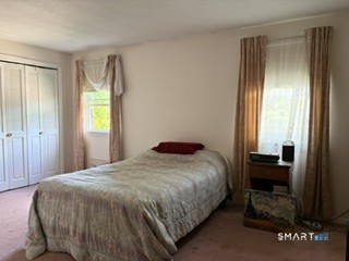 21 East Gate Lane Hamden CT 06514