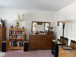 21 East Gate Lane Hamden CT 06514
