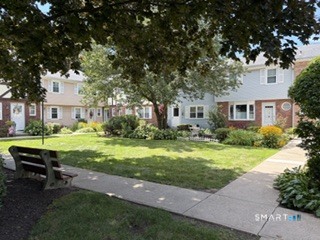 21 East Gate Lane Hamden CT 06514