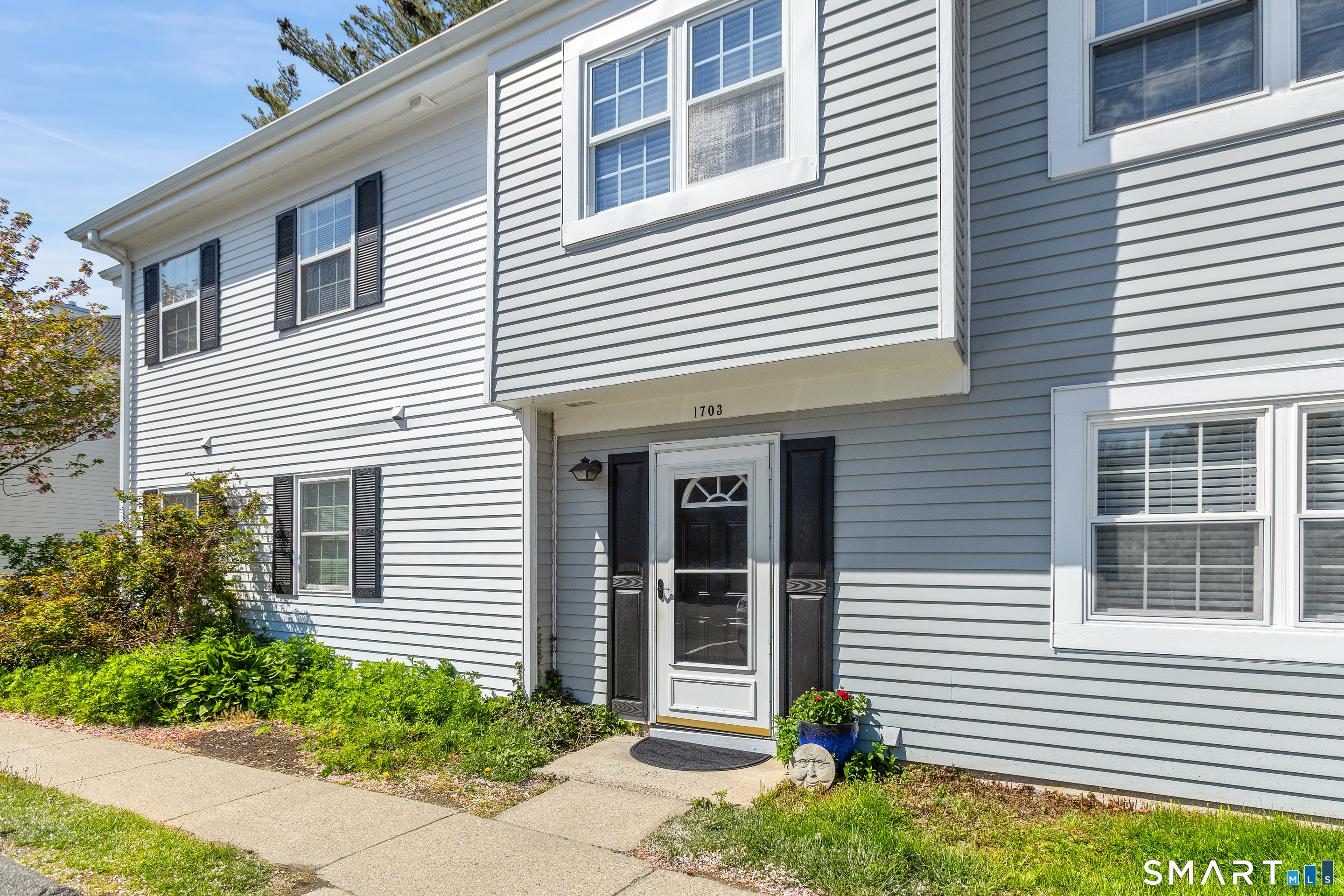 93 Park Avenue Danbury CT 06810