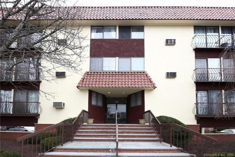 300 Seaside Avenue Stamford CT 06902