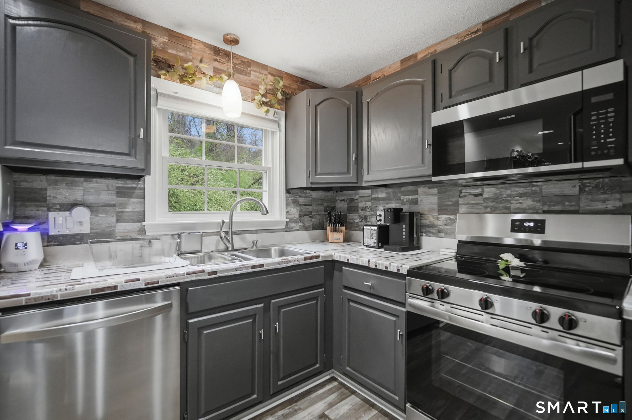 350 Bristol Street Waterbury CT 06708