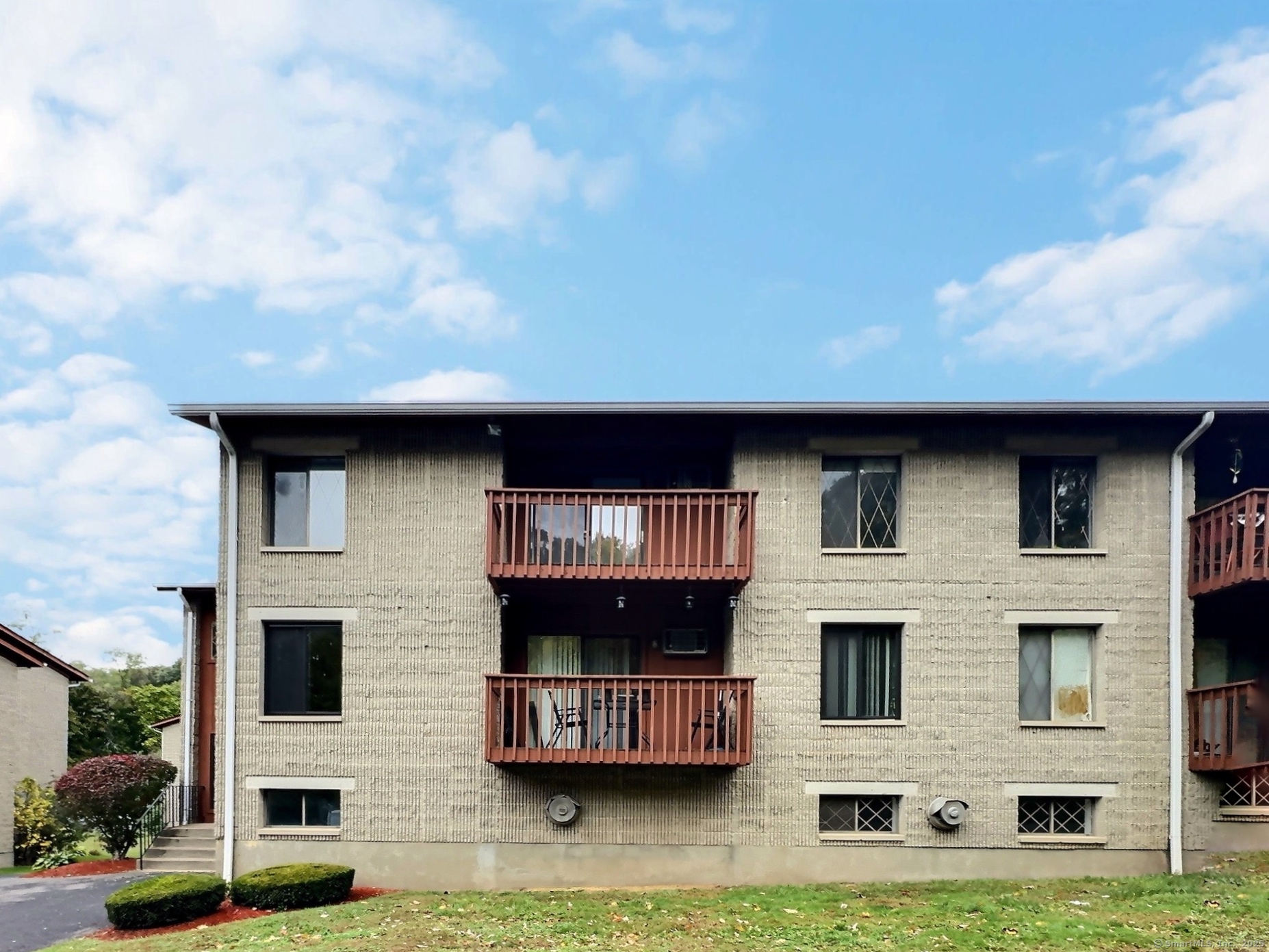 26 Prospect Street Manchester CT 06040