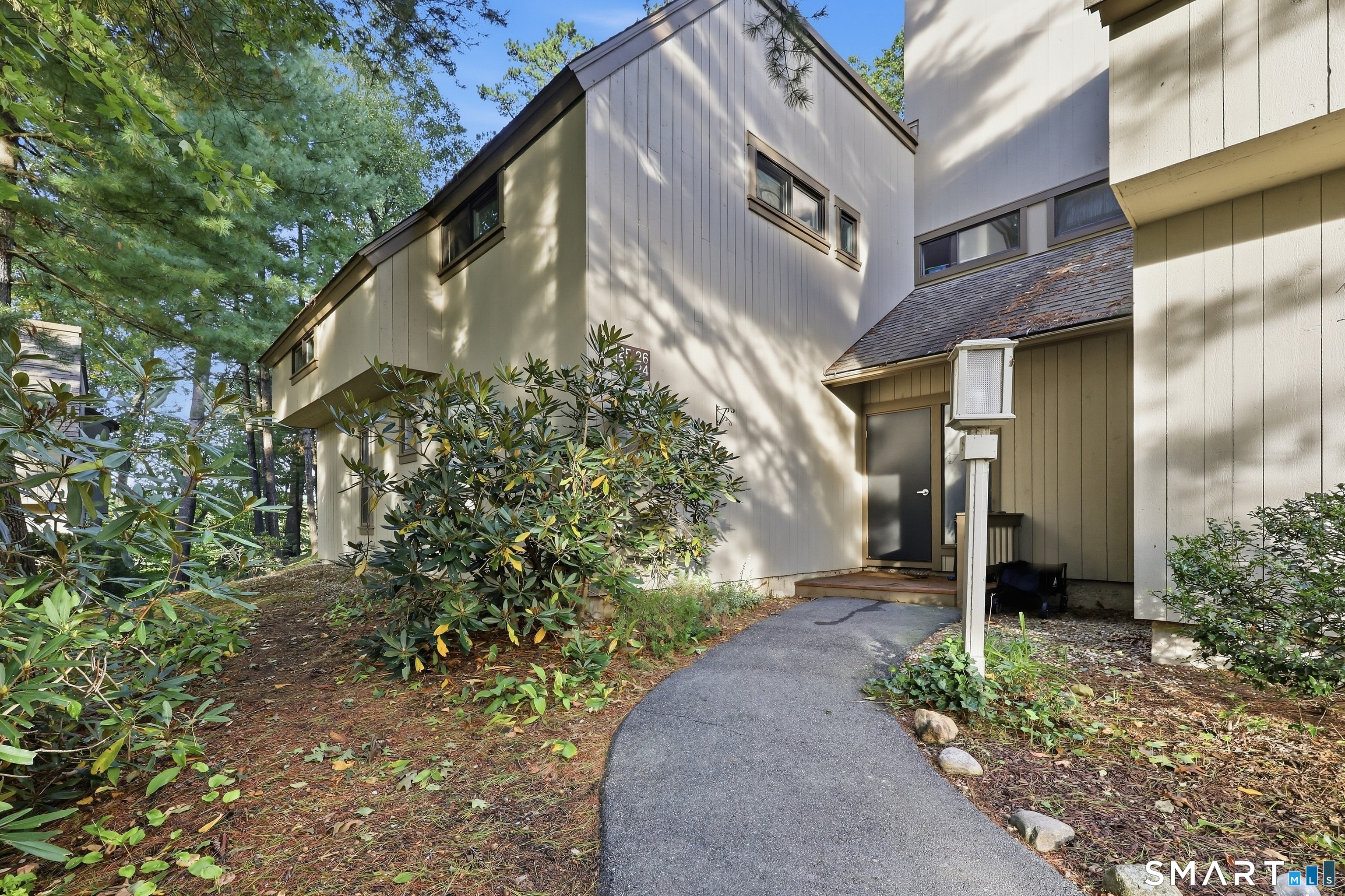 25 Great Meadow Lane Farmington CT 06032