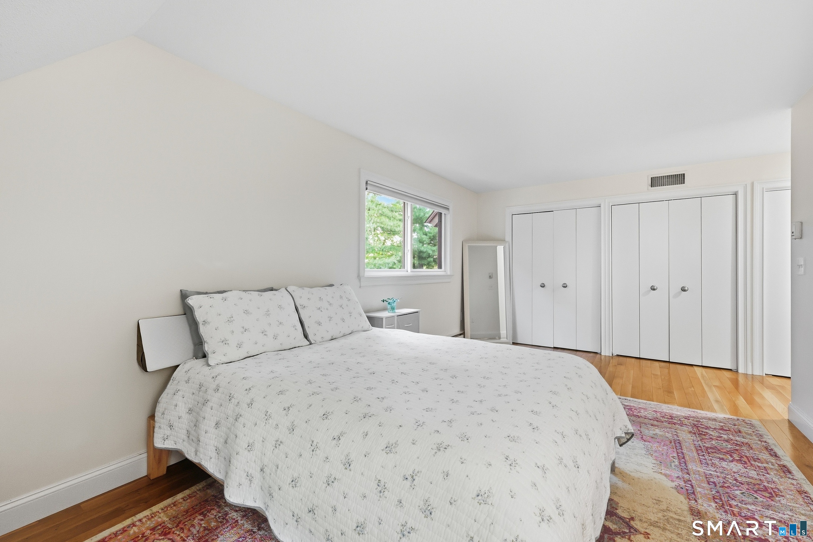 25 Great Meadow Lane Farmington CT 06032
