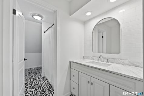 25 Great Meadow Lane Farmington CT 06032