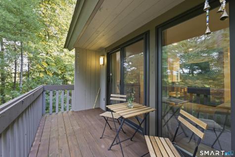 25 Great Meadow Lane Farmington CT 06032