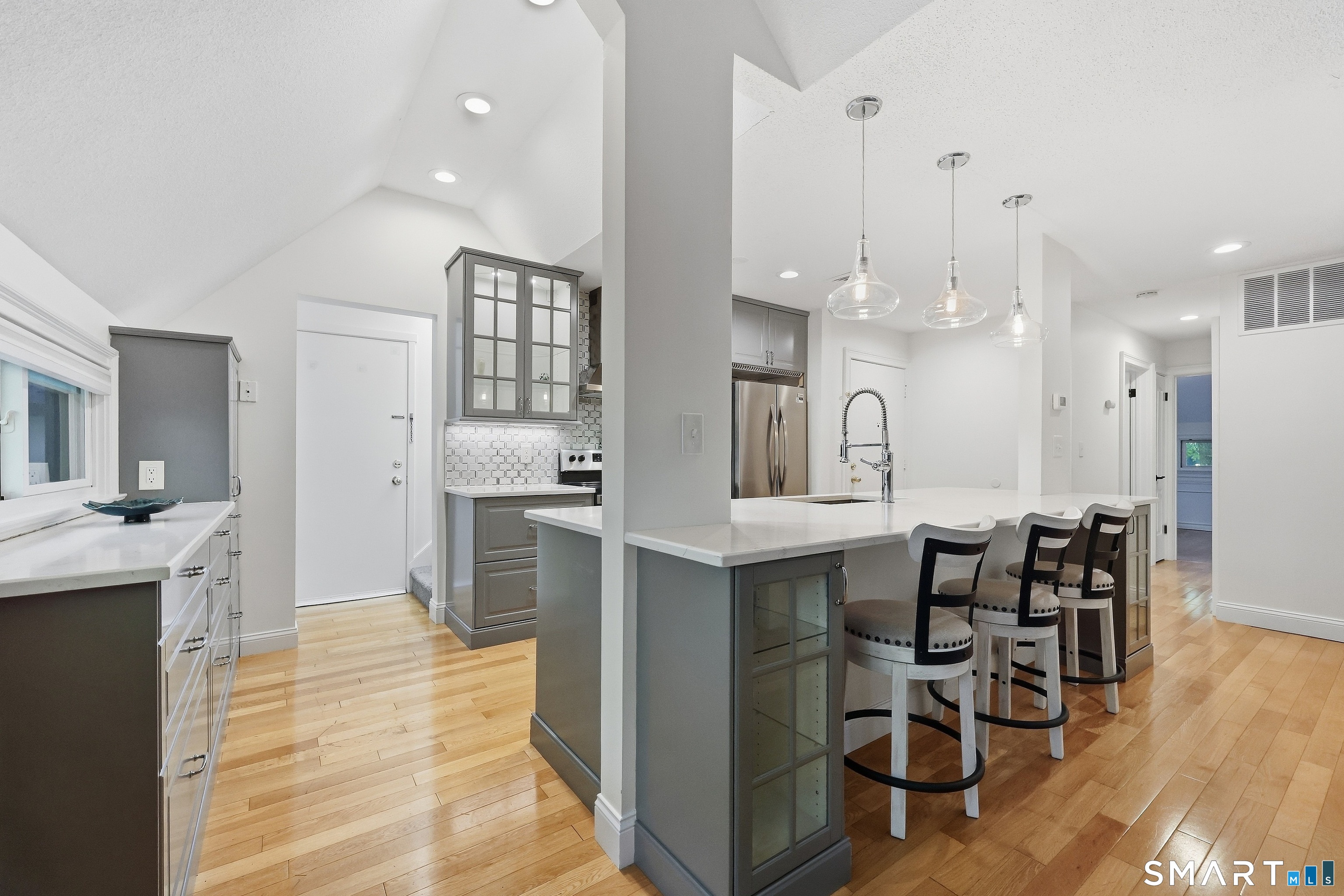 25 Great Meadow Lane Farmington CT 06032