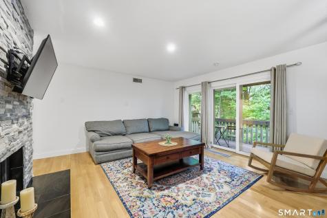 25 Great Meadow Lane Farmington CT 06032