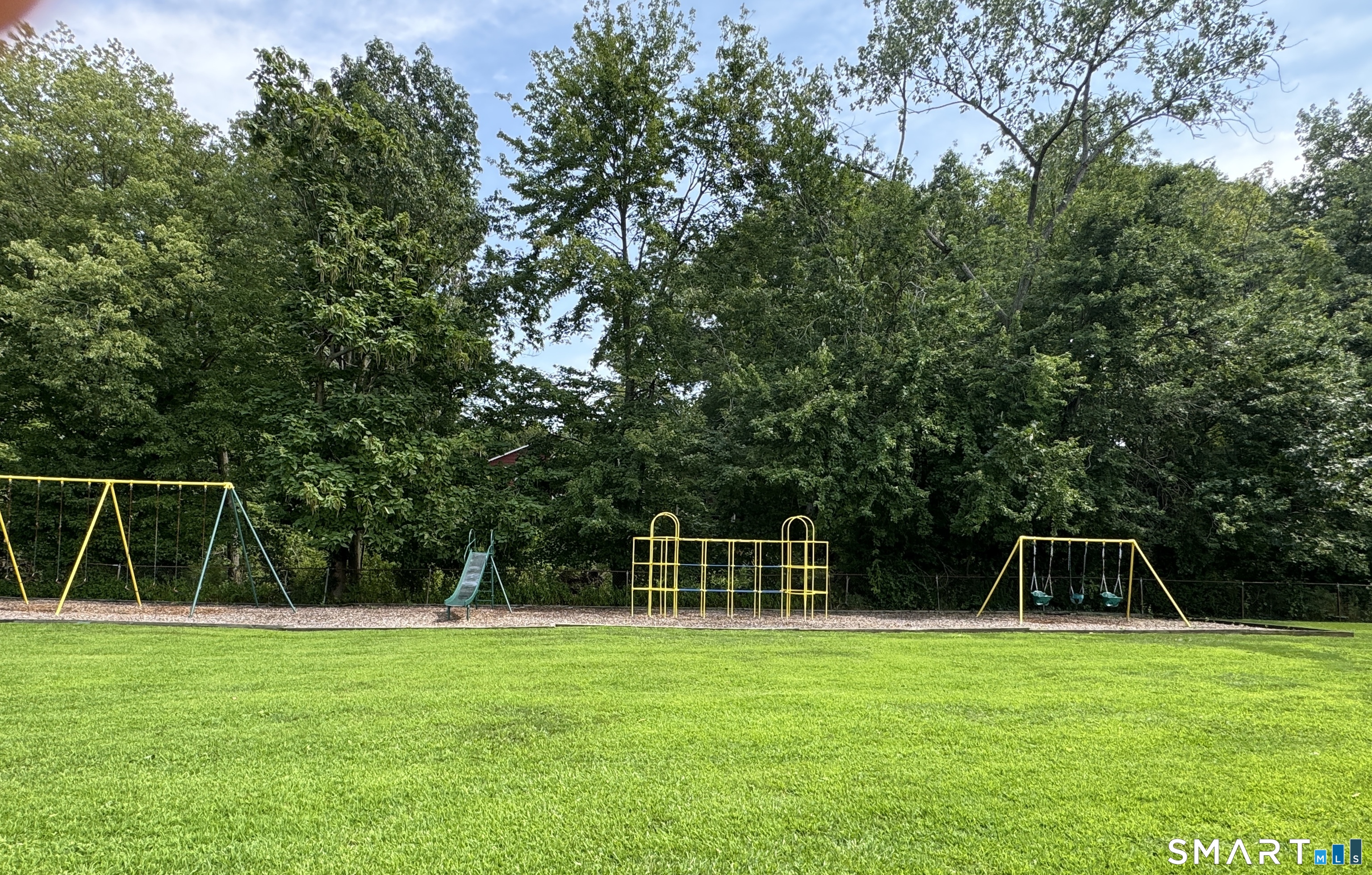 56 Salem Walk Milford CT 06460