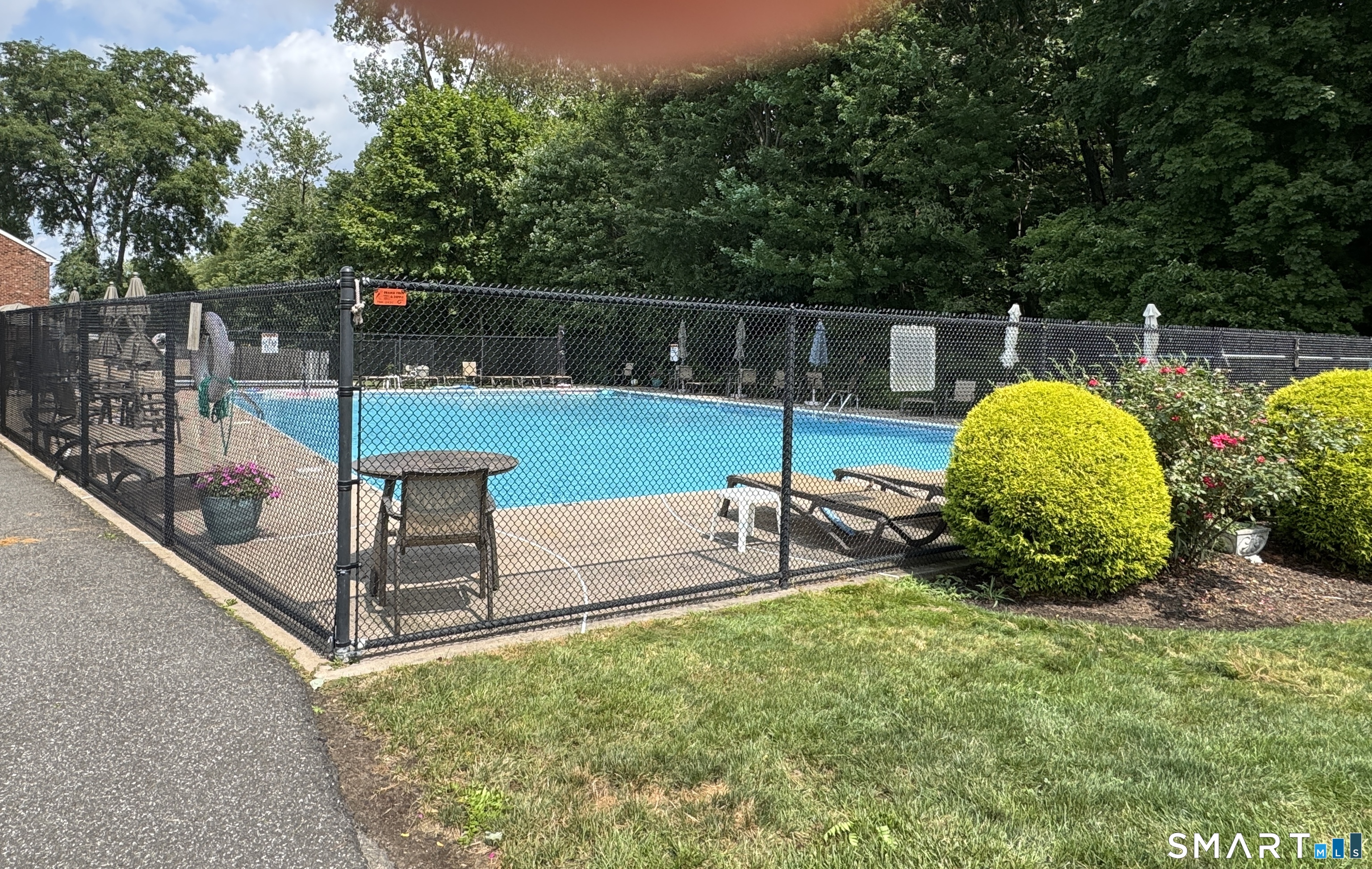 56 Salem Walk Milford CT 06460