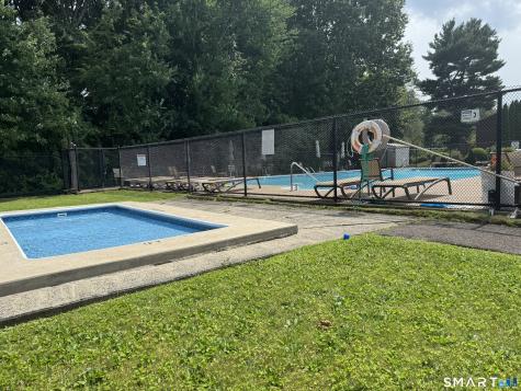 56 Salem Walk Milford CT 06460