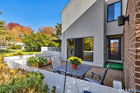 8 Island Path Ridgefield CT 06877