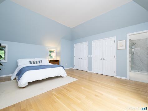 49 Wilton Crest Wilton CT 06897