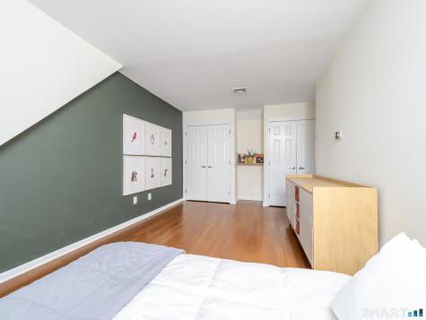 49 Wilton Crest Wilton CT 06897