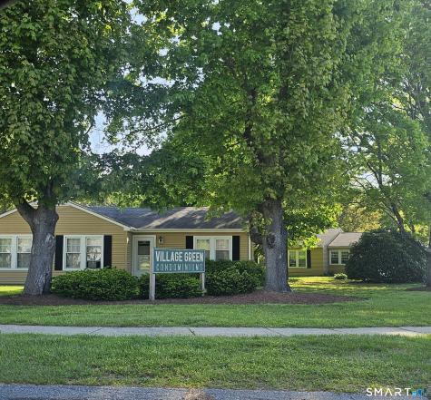 18 Meryl Court Groton CT 06340