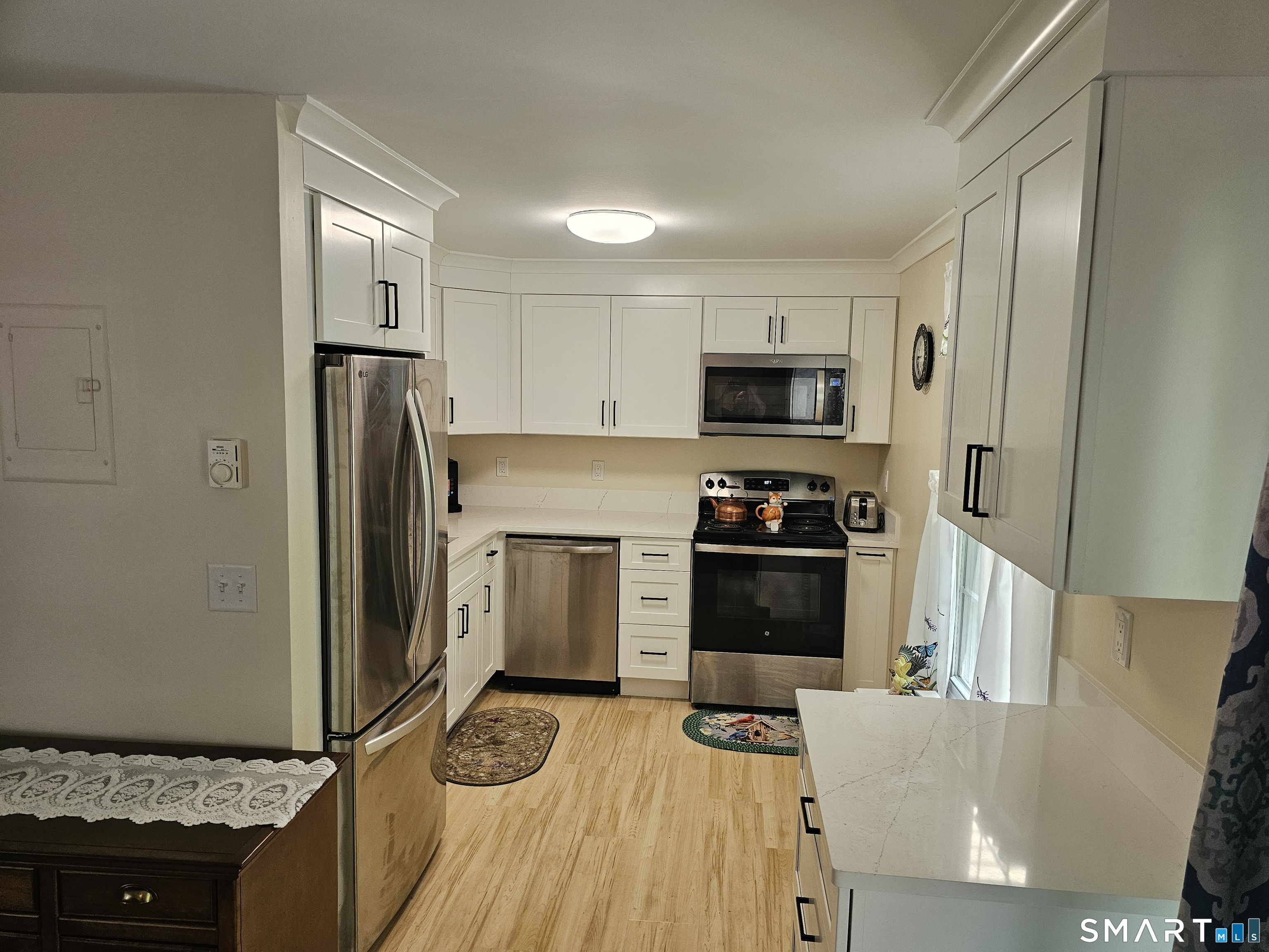 18 Meryl Court Groton CT 06340