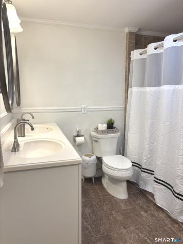 70 Webster Court Newington CT 06111