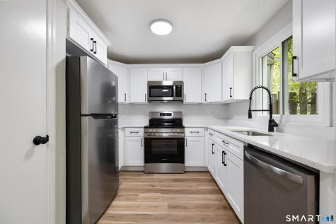 464 Dowd Avenue Canton CT 06019